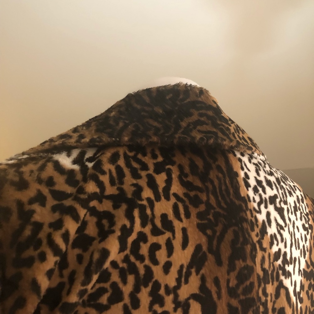 Saks Fifth Avenue Leopard Blazer Jacket - Picture 8 of 8